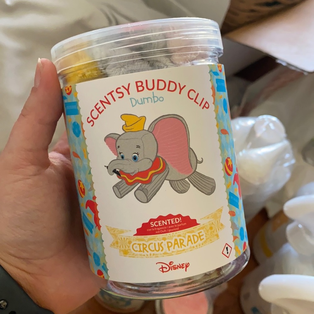 SCENTSY BUDDY CLIP-DUMBO